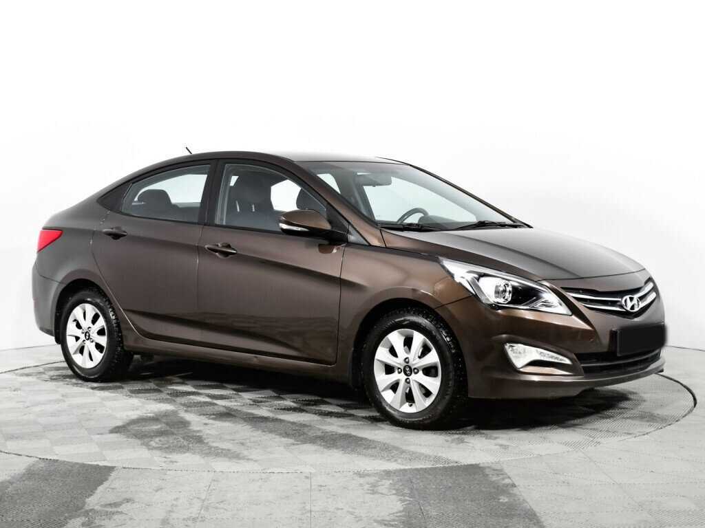Купить Hyundai Solaris с пробегом. Фото: #2