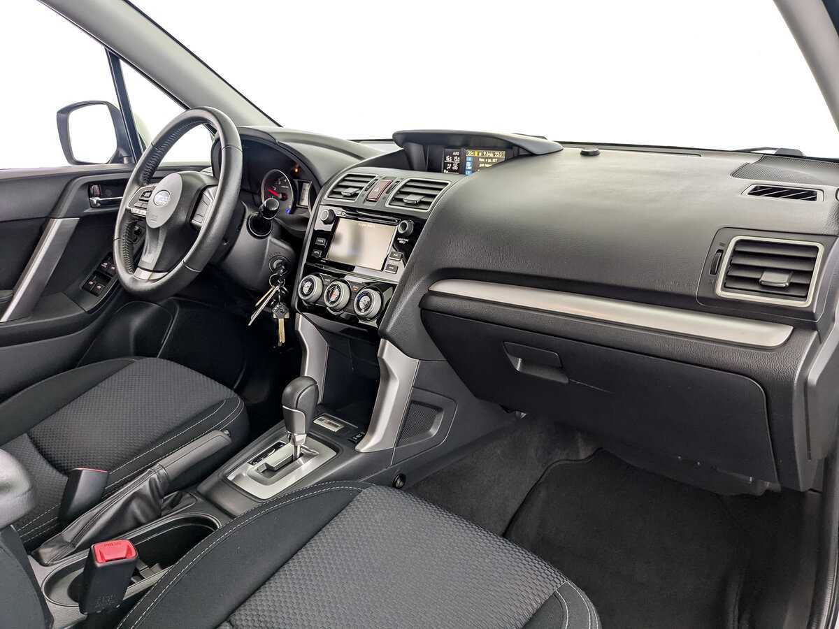 Купить Subaru Forester с пробегом. Фото: #8
