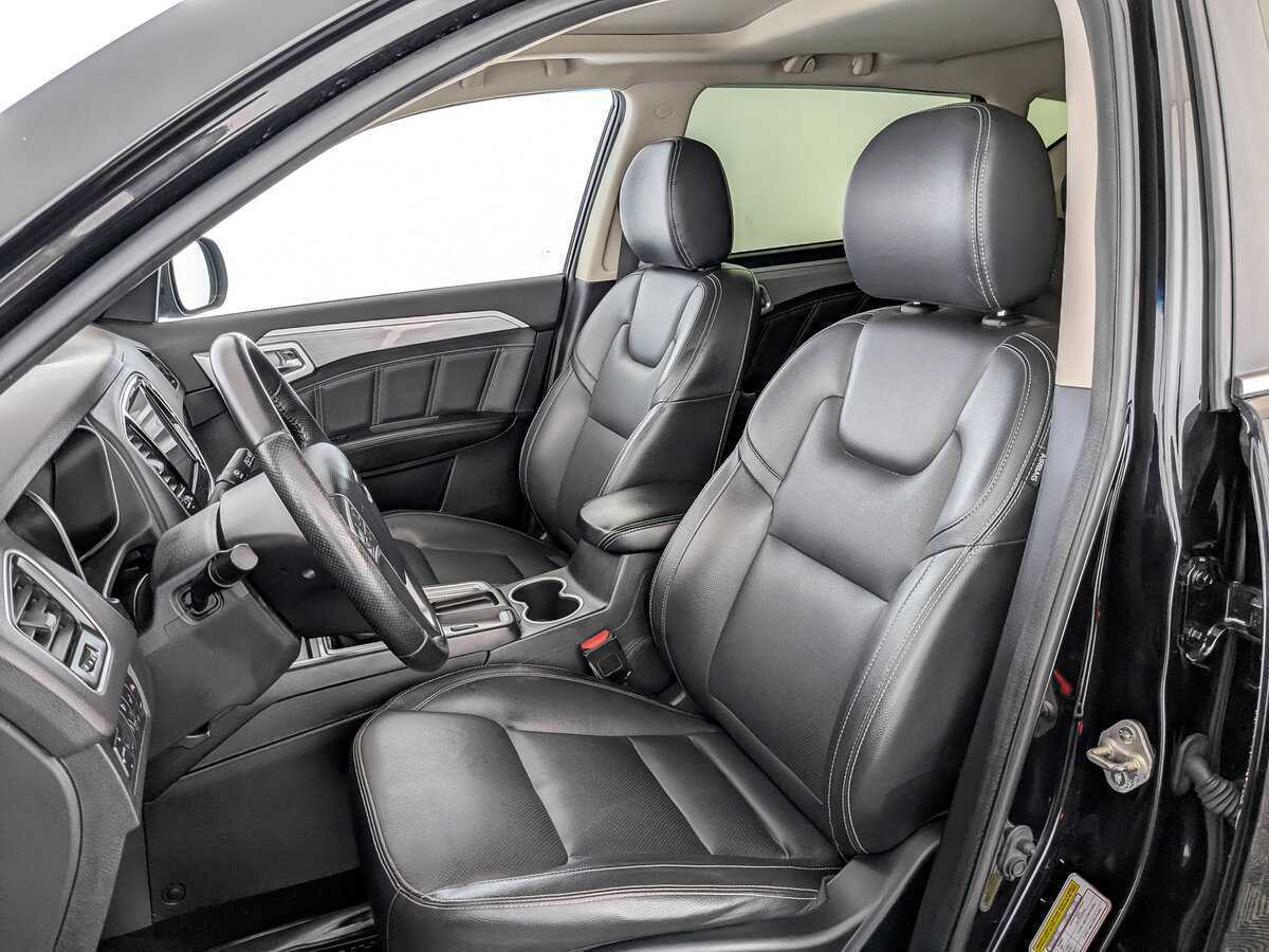 Купить Geely Emgrand X7 с пробегом. Фото: #19