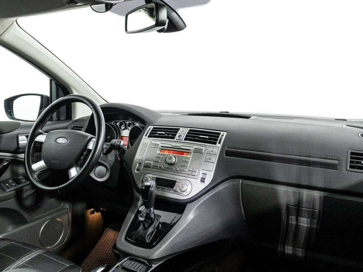 Купить Ford Kuga с пробегом. Фото: #8