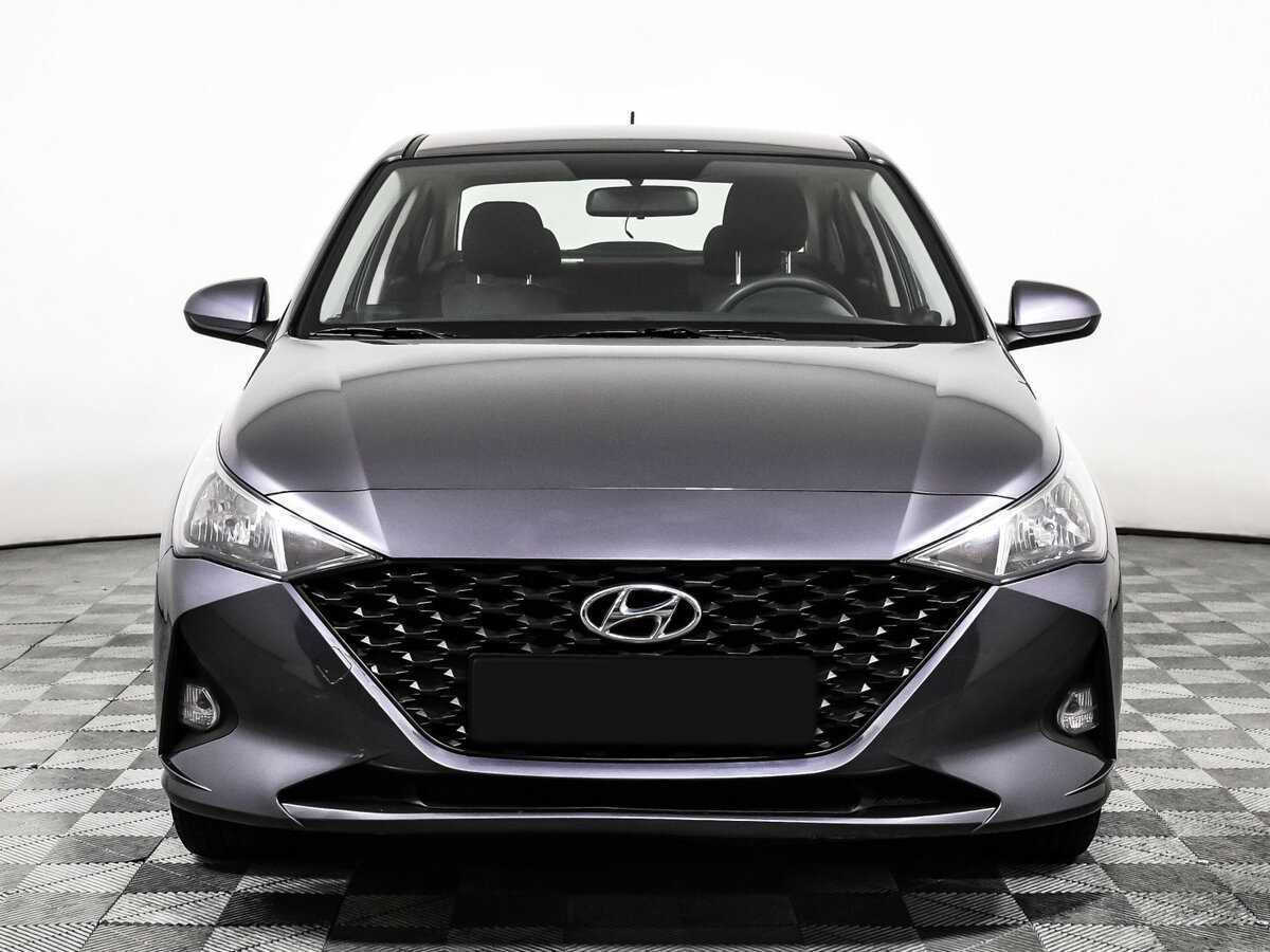 Купить Hyundai Solaris с пробегом. Фото: #1