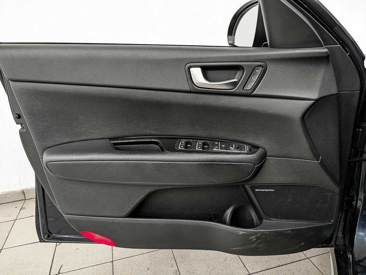 Купить Kia Optima с пробегом. Фото: #18