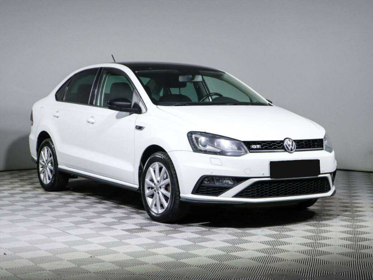 Купить Volkswagen Polo с пробегом. Фото: #2