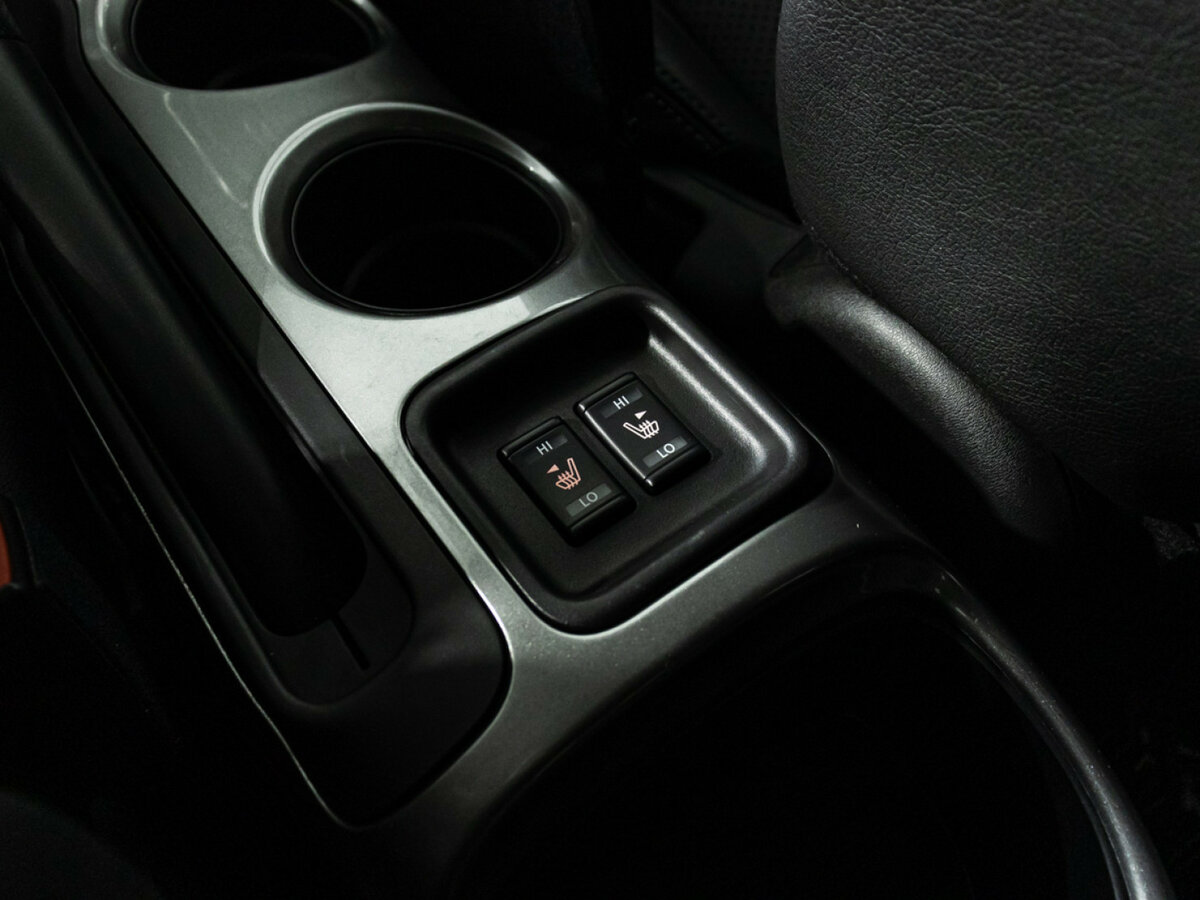 Купить Nissan Juke с пробегом. Фото: #17