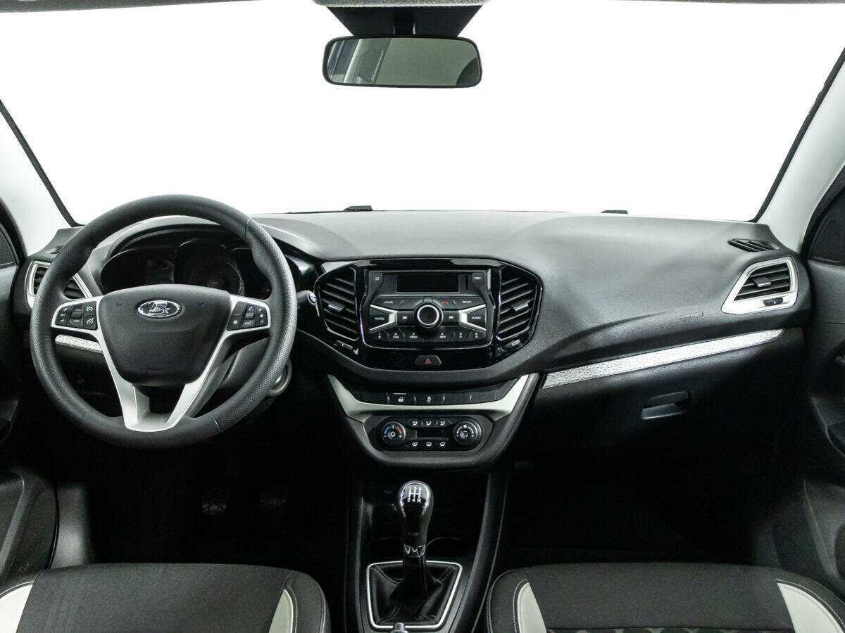 Купить Lada (ВАЗ) Vesta с пробегом. Фото: #11