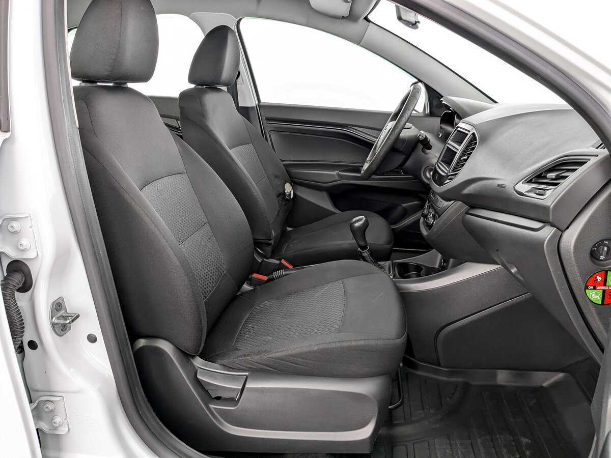 Купить Lada (ВАЗ) Vesta с пробегом. Фото: #18