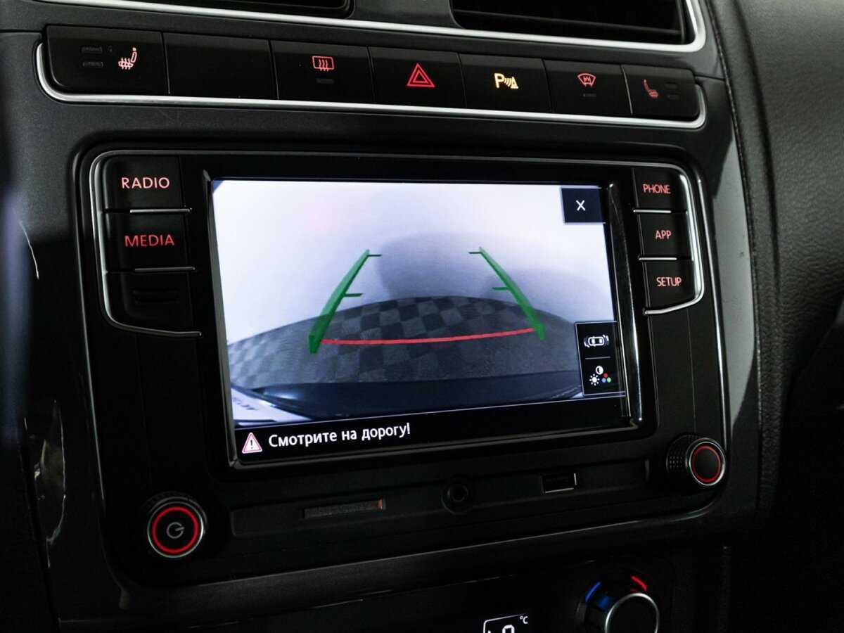 Купить Volkswagen Polo с пробегом. Фото: #15