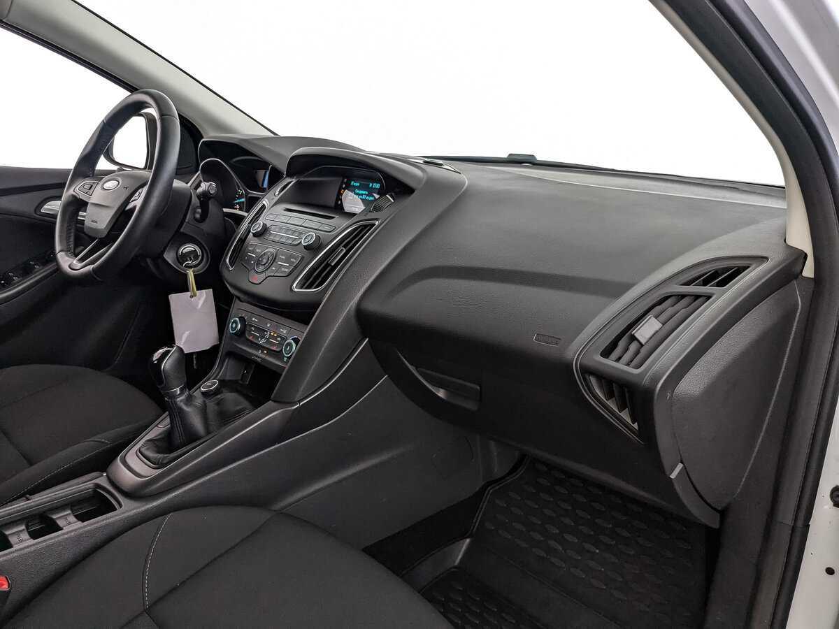 Купить Ford Focus с пробегом. Фото: #8