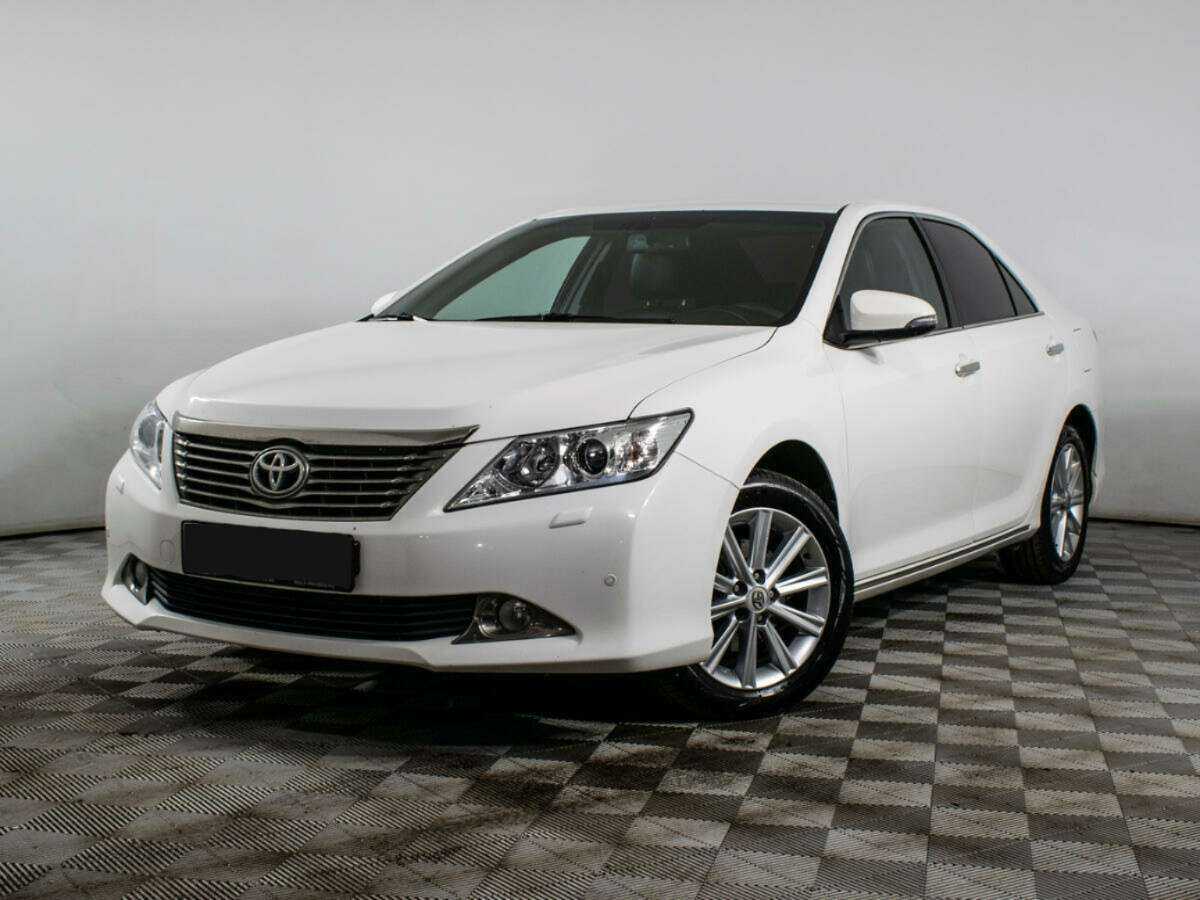Купить Toyota Camry с пробегом. Посмотреть фото