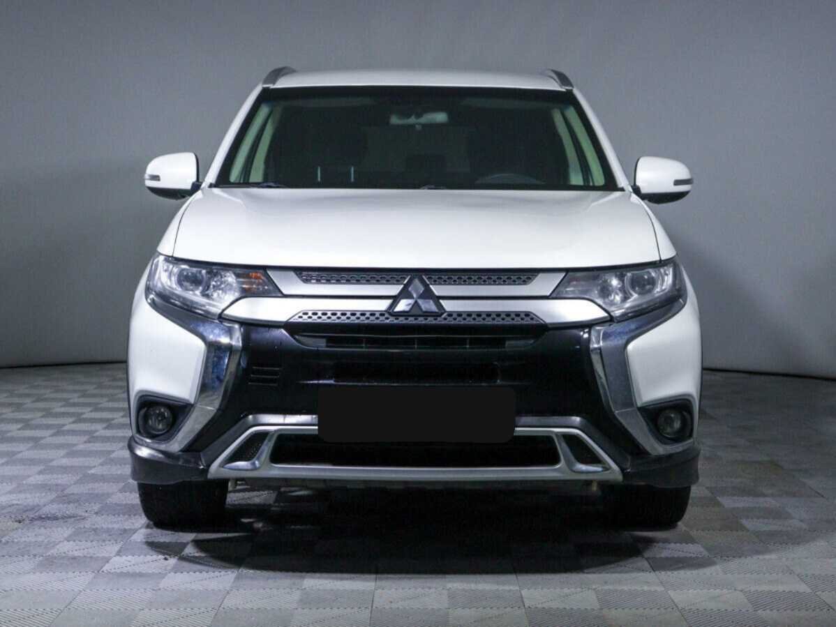 Купить Mitsubishi Outlander с пробегом. Фото: #1