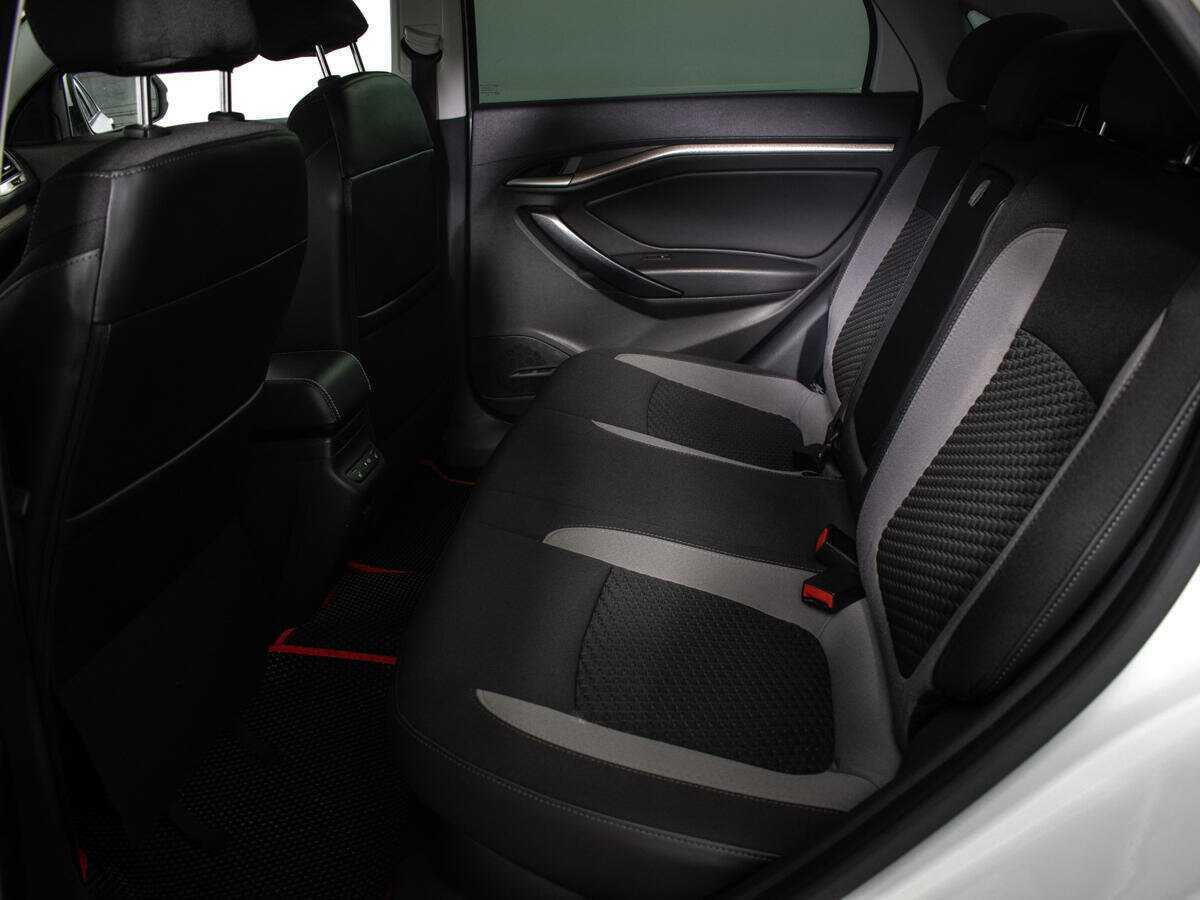 Купить Lada (ВАЗ) Vesta с пробегом. Фото: #7