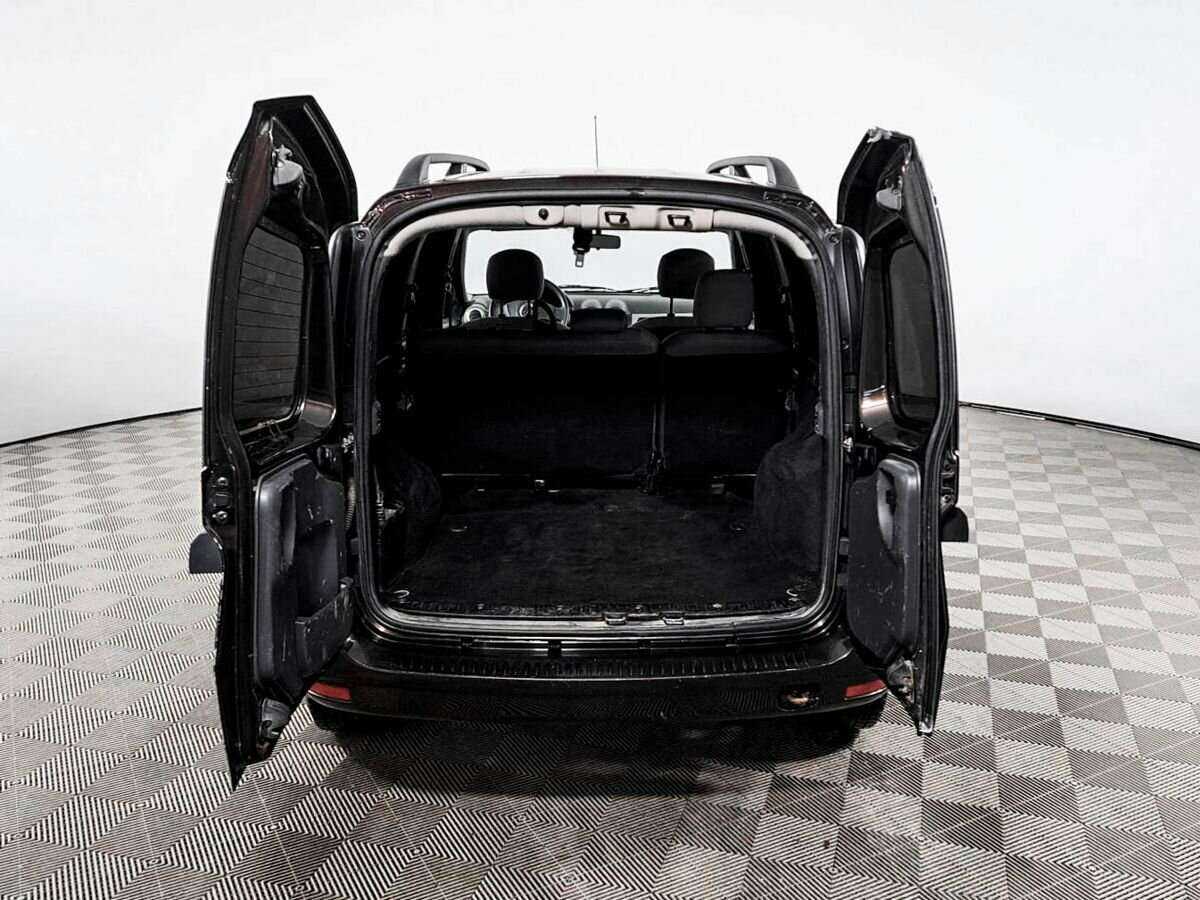 Купить Lada (ВАЗ) Largus с пробегом. Фото: #9