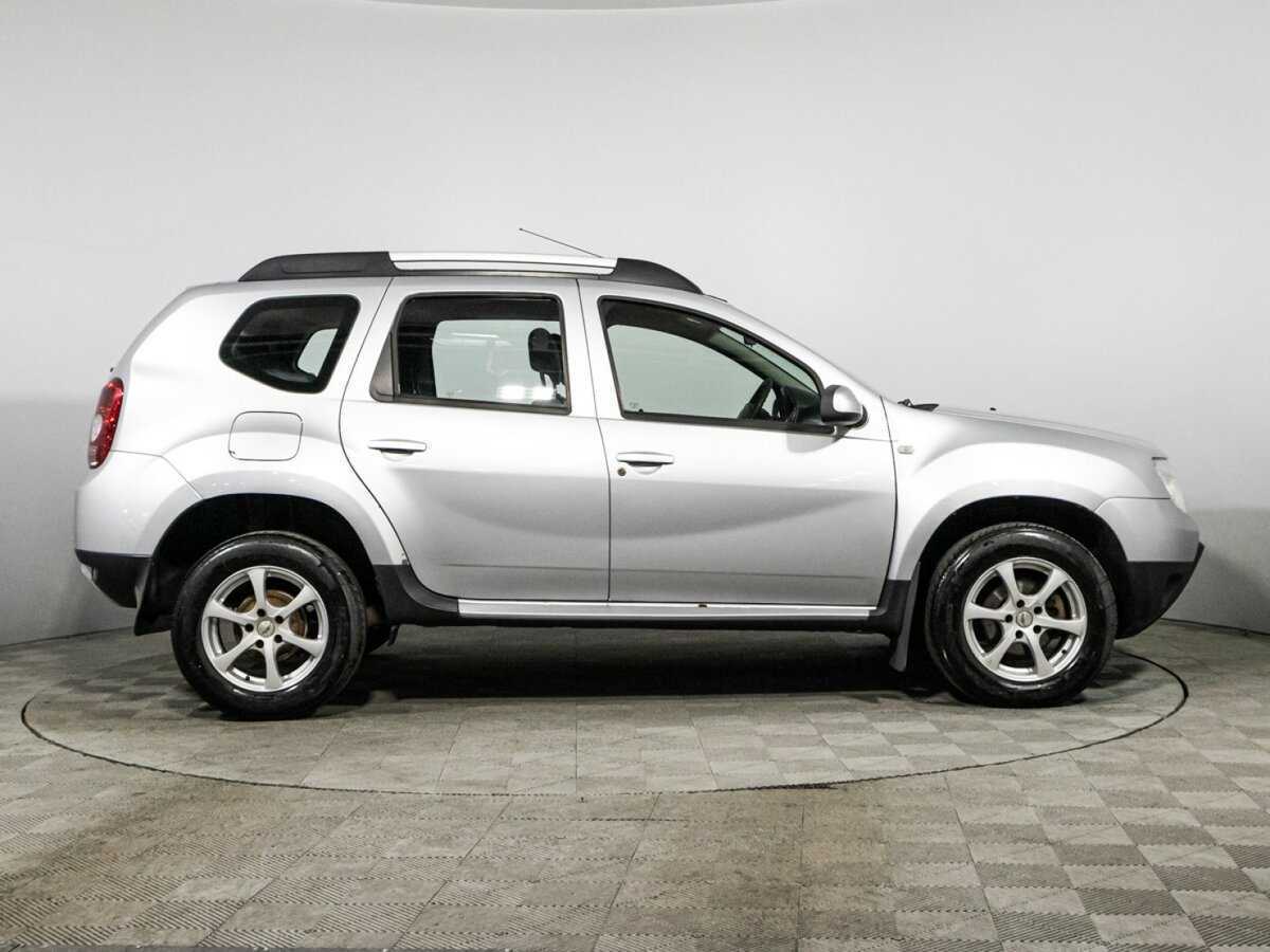 Купить Renault Duster с пробегом. Фото: #3