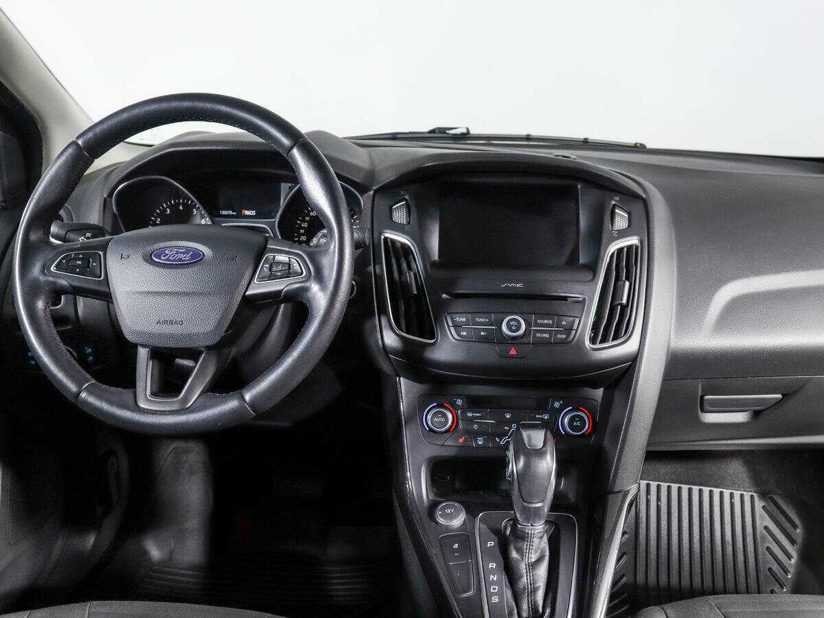 Купить Ford Focus с пробегом. Фото: #11