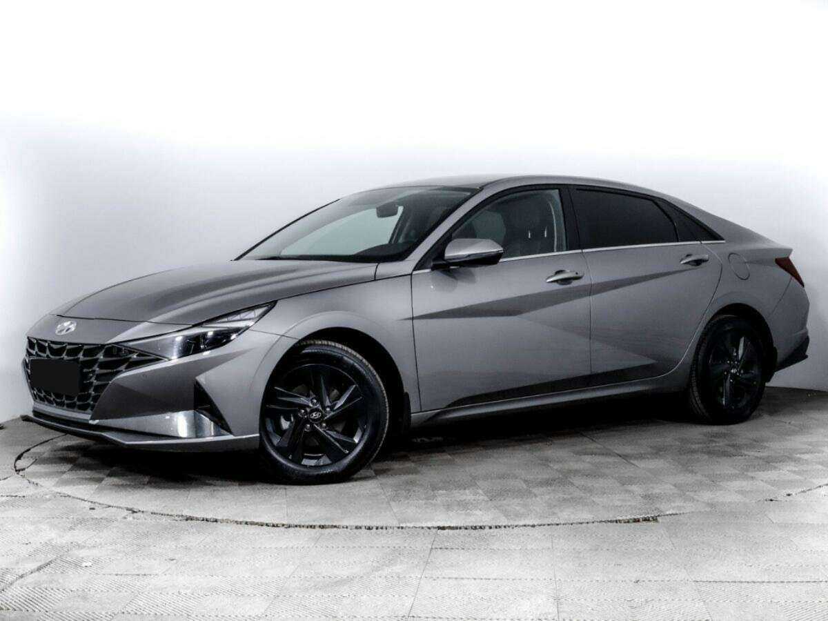 Купить Hyundai Elantra с пробегом. Посмотреть фото