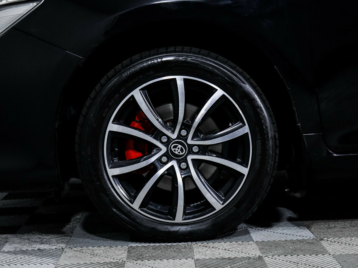 Купить Toyota Camry с пробегом. Фото: #11