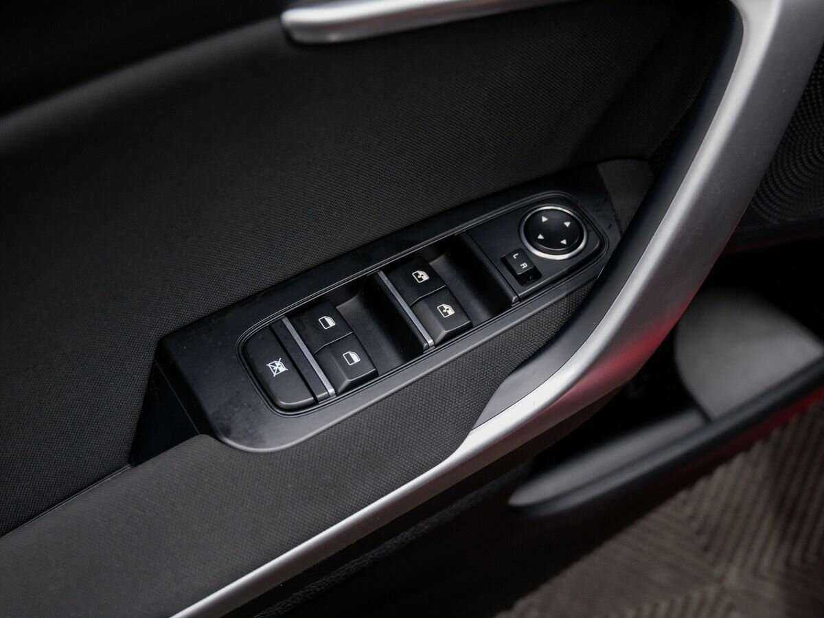 Купить Kia Ceed с пробегом. Фото: #17