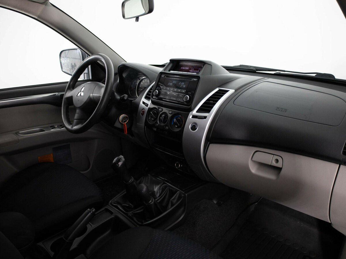 Купить Mitsubishi Pajero Sport с пробегом. Фото: #15