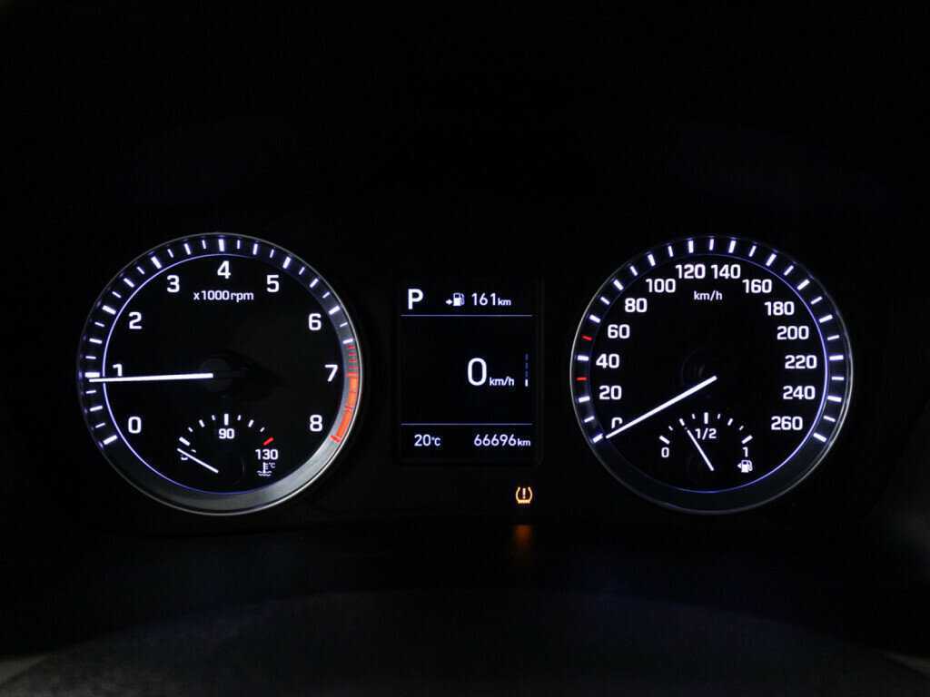 Купить Hyundai Sonata с пробегом. Фото: #11