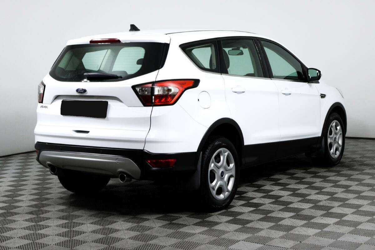 Купить Ford Kuga с пробегом. Фото: #4