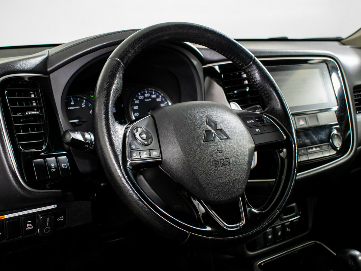 Купить Mitsubishi Outlander с пробегом. Фото: #12