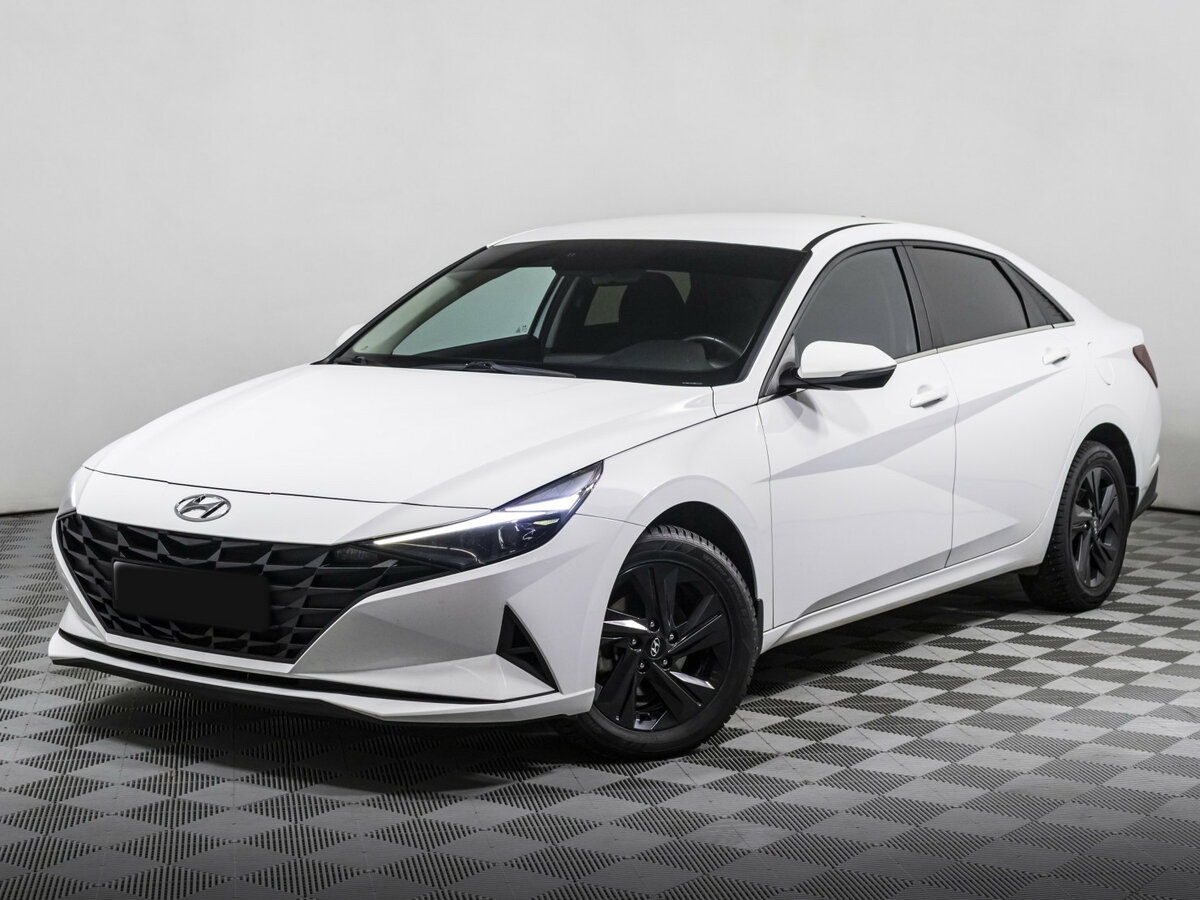 Купить Hyundai Elantra с пробегом. Посмотреть фото