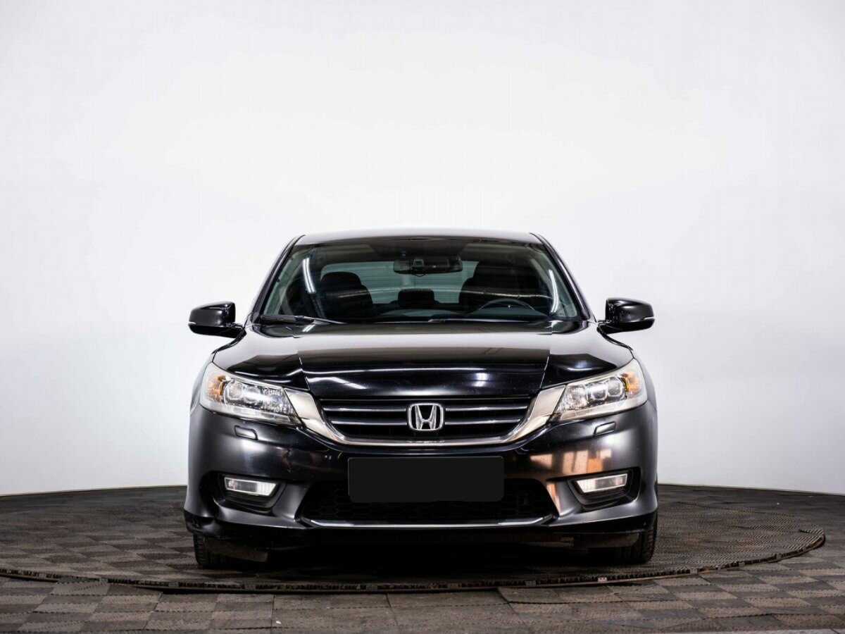 Купить Honda Accord с пробегом. Фото: #1