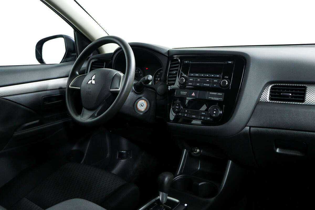 Купить Mitsubishi Outlander с пробегом. Фото: #8