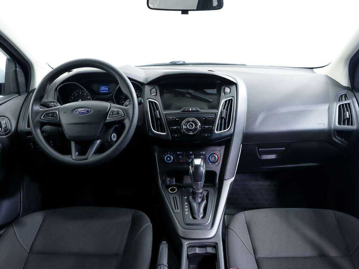 Купить Ford Focus с пробегом. Фото: #9