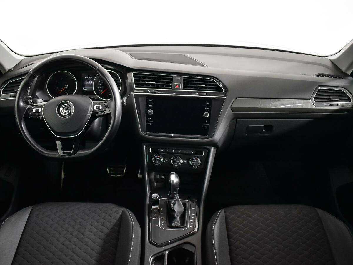 Купить Volkswagen Tiguan с пробегом. Фото: #10