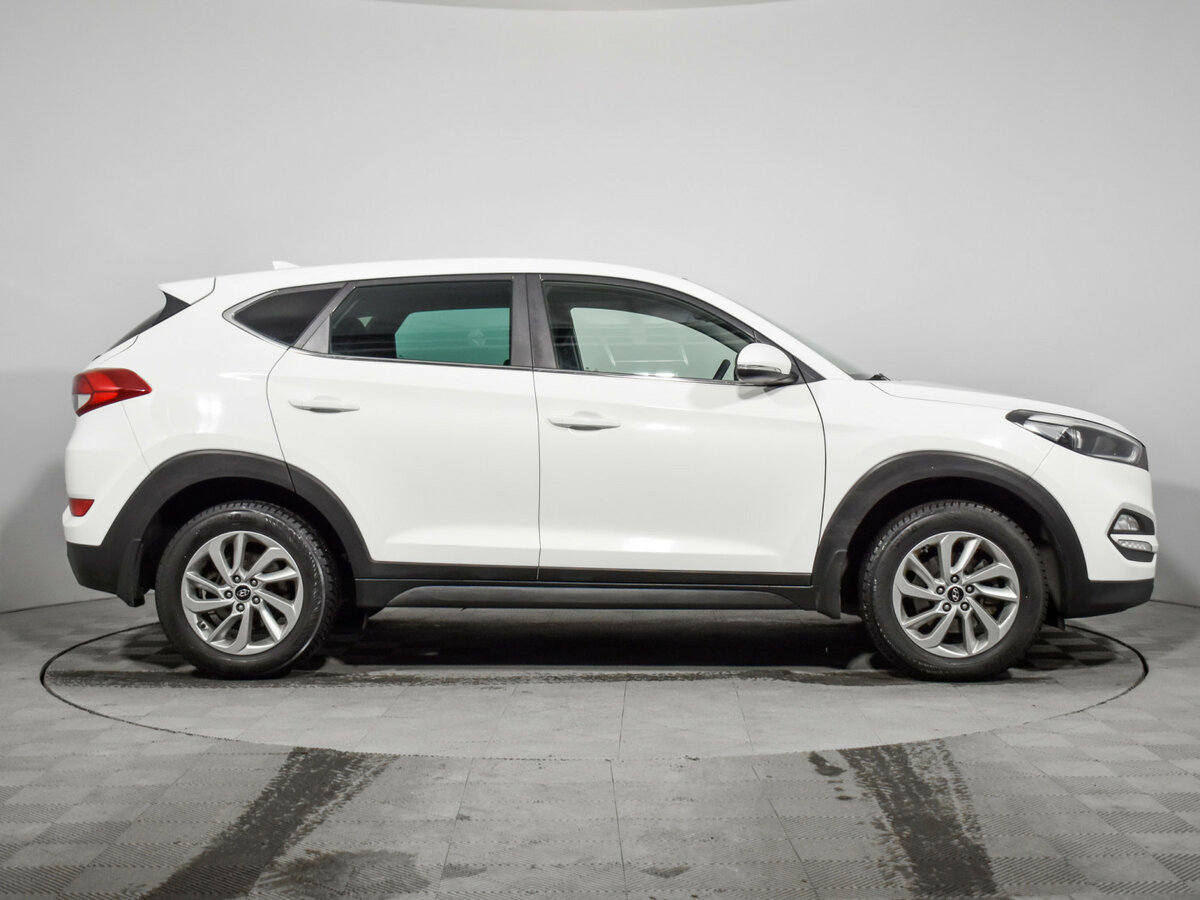 Купить Hyundai Tucson с пробегом. Фото: #3