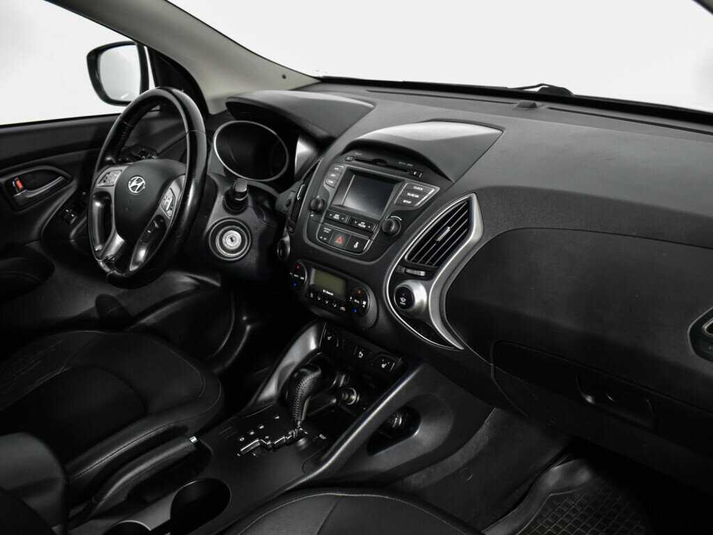 Купить Hyundai ix35 с пробегом. Фото: #10