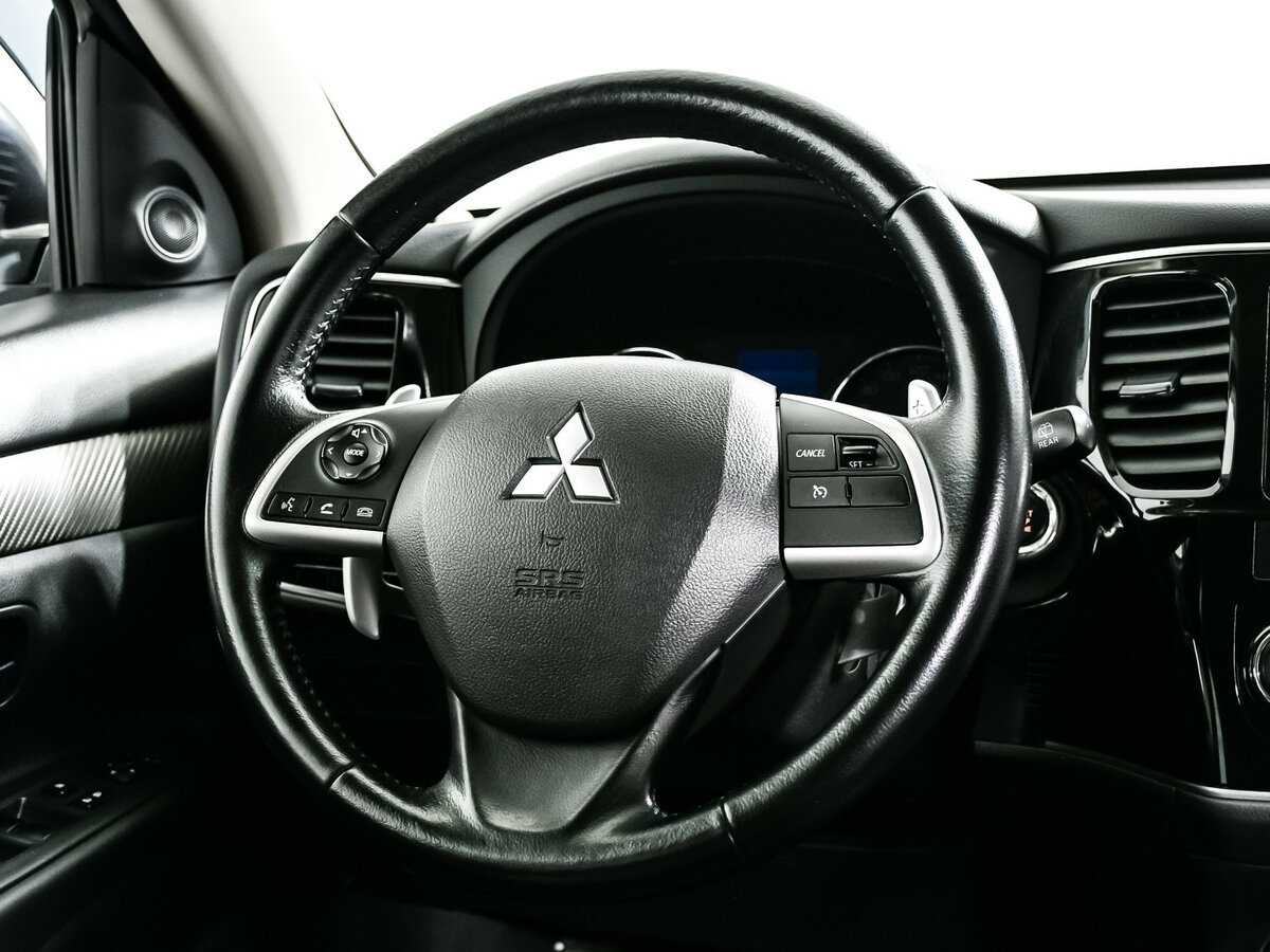 Купить Mitsubishi Outlander с пробегом. Фото: #16