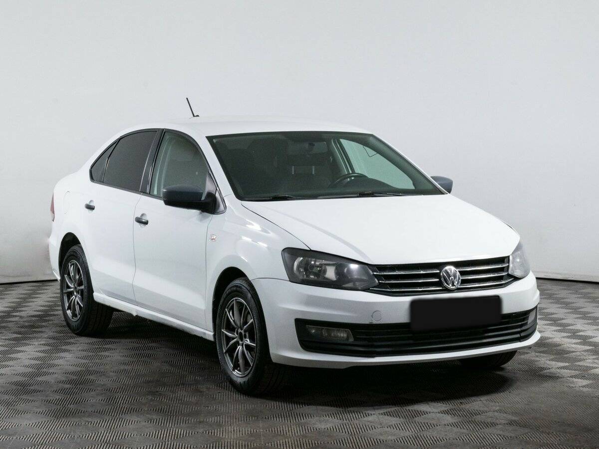 Купить Volkswagen Polo с пробегом. Фото: #2