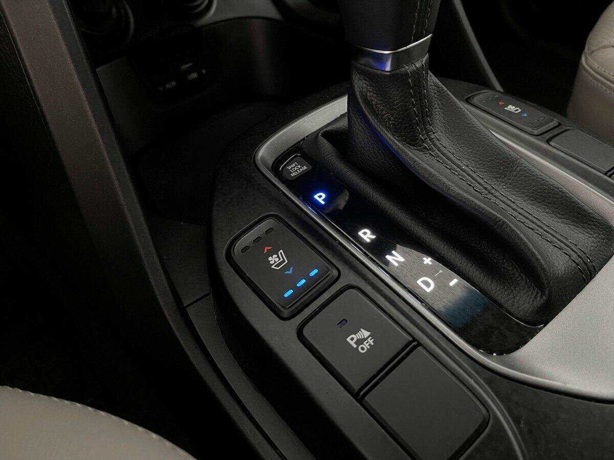 Купить Hyundai Santa Fe с пробегом. Фото: #11
