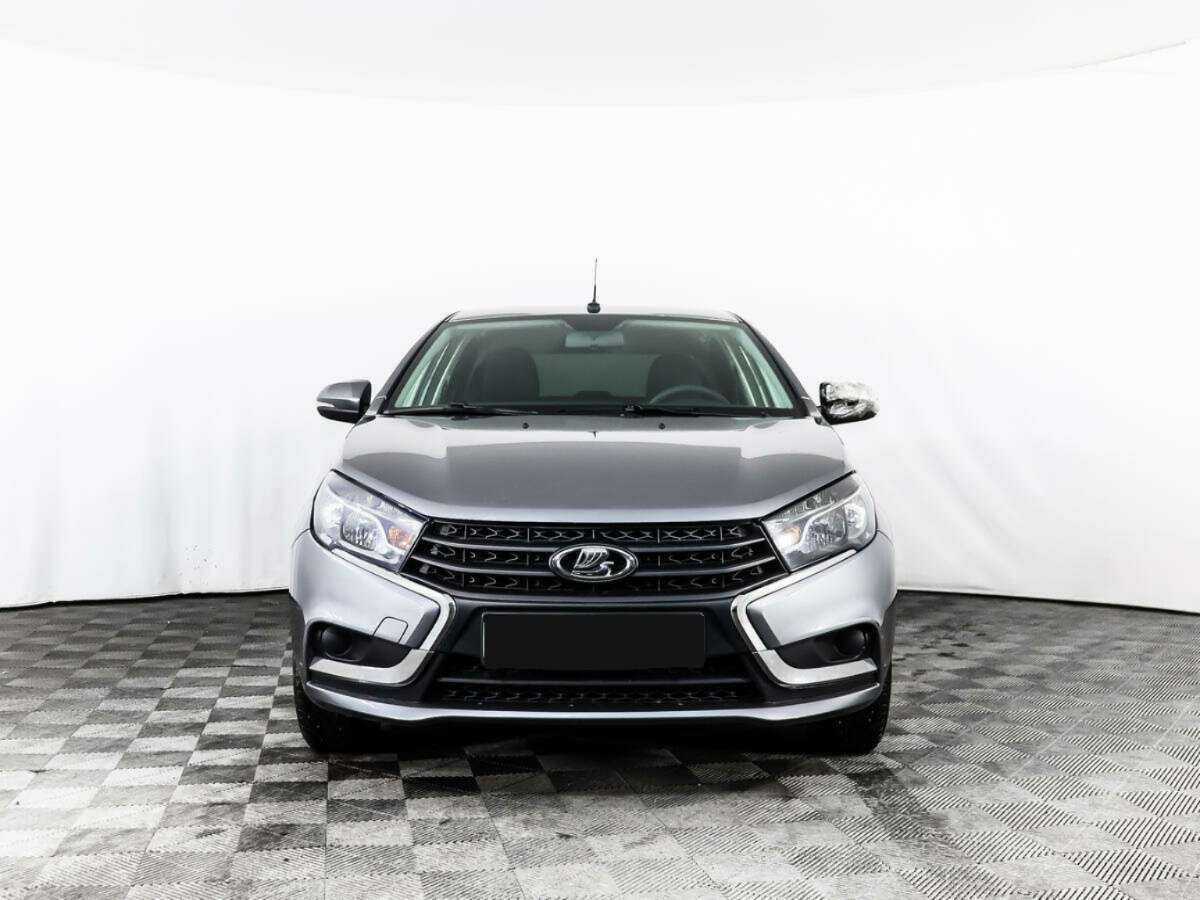 Купить Lada (ВАЗ) Vesta с пробегом. Фото: #1