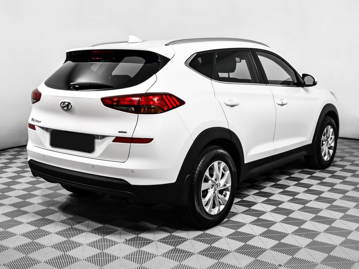 Купить Hyundai Tucson с пробегом. Фото: #2
