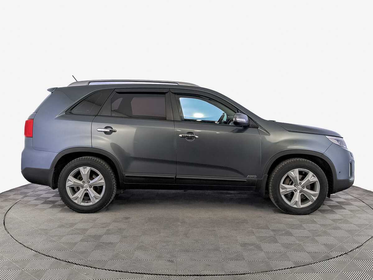Купить Kia Sorento с пробегом. Фото: #3