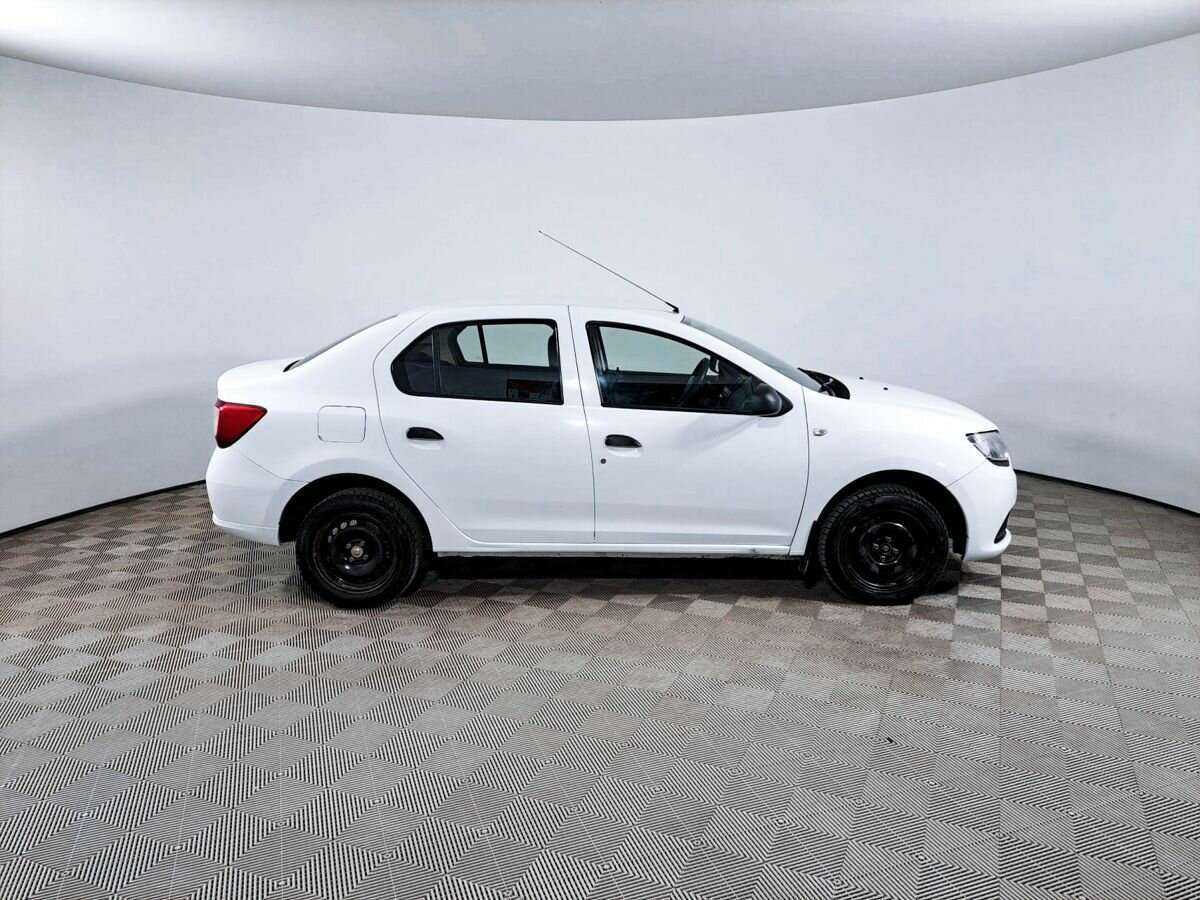 Купить Renault Logan с пробегом. Фото: #3