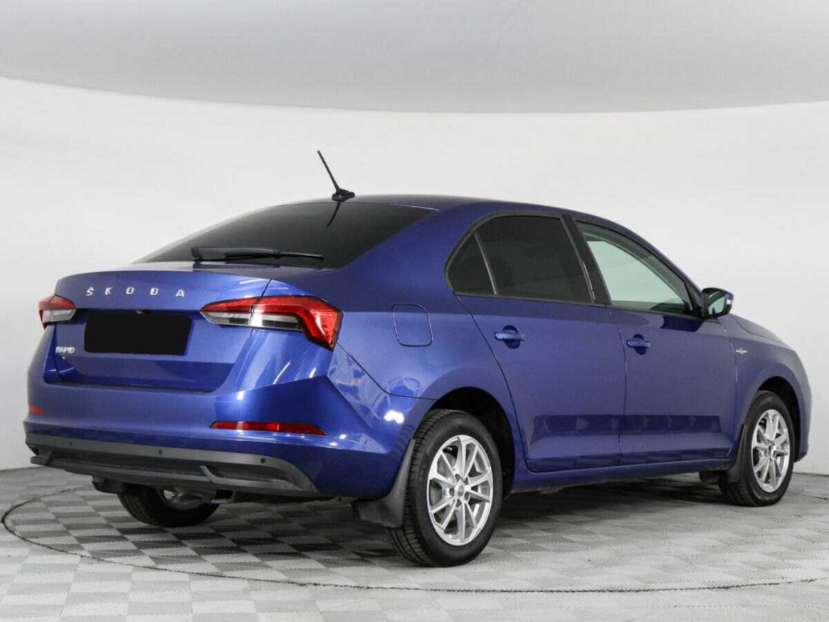 Купить Skoda Rapid с пробегом. Фото: #4