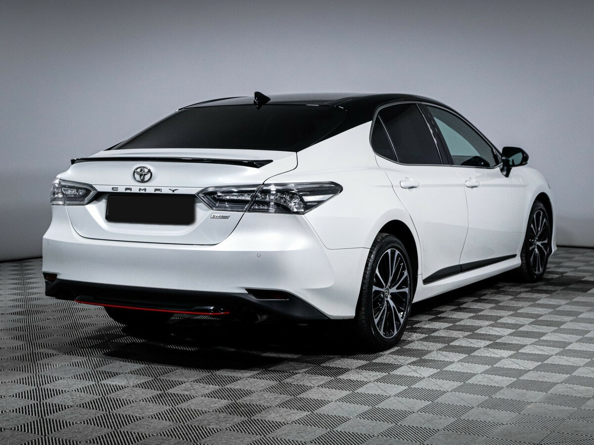 Купить Toyota Camry с пробегом. Фото: #4