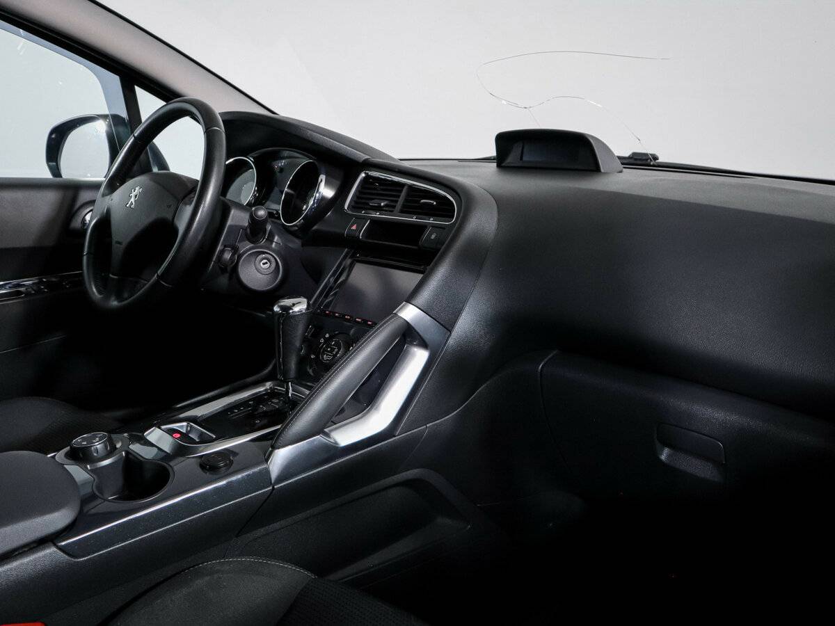 Купить Peugeot 3008 с пробегом. Фото: #6