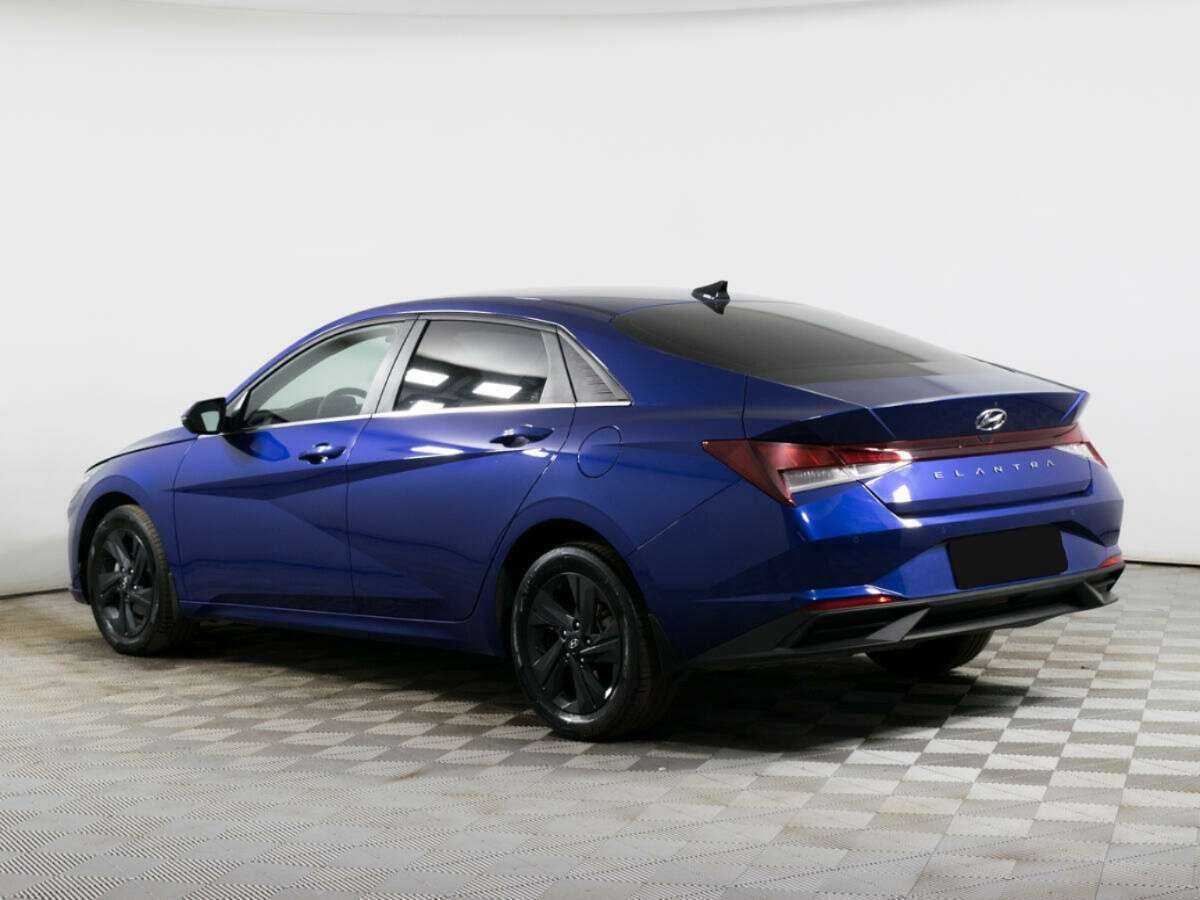 Купить Hyundai Elantra с пробегом. Фото: #5