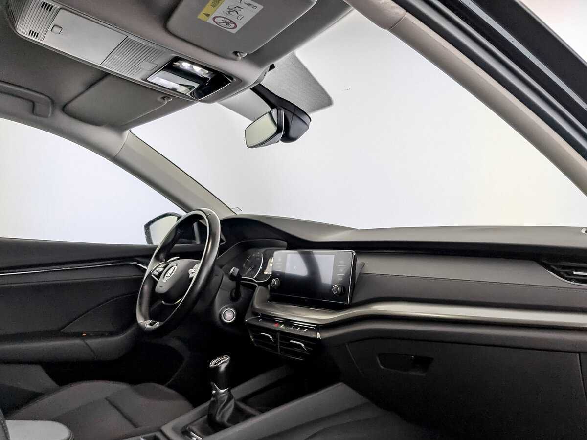 Купить Skoda Octavia с пробегом. Фото: #8