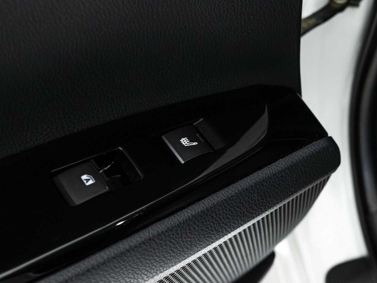 Купить Toyota Camry с пробегом. Фото: #20