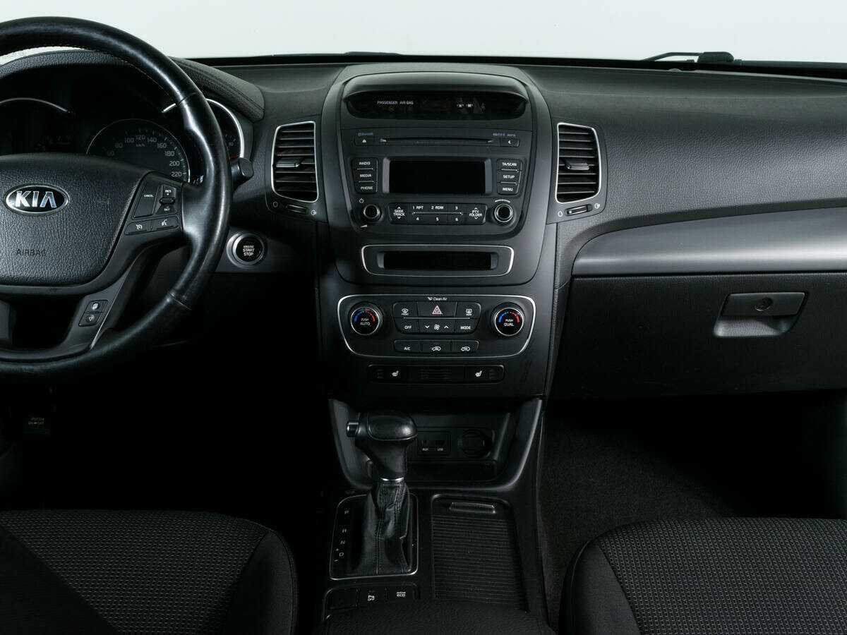 Купить Kia Sorento с пробегом. Фото: #9
