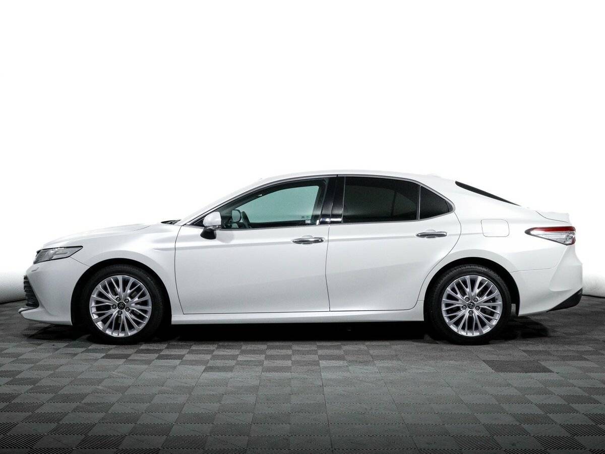 Купить Toyota Camry с пробегом. Фото: #7