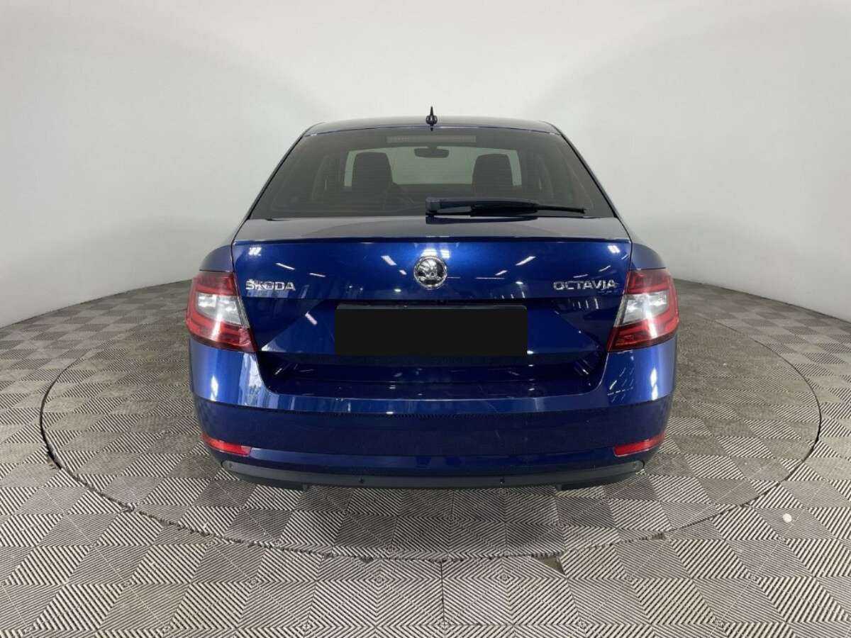 Купить Skoda Octavia с пробегом. Фото: #2
