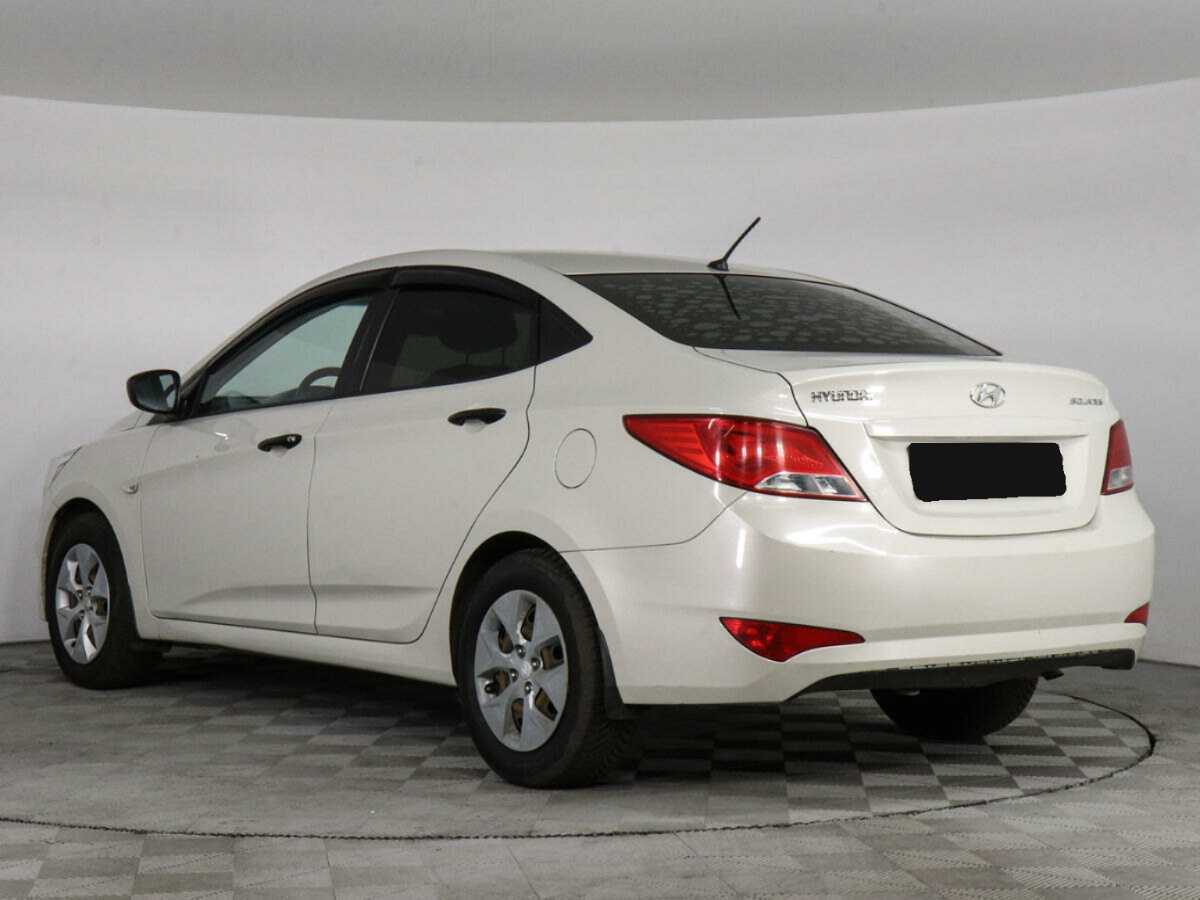 Купить Hyundai Solaris с пробегом. Фото: #6