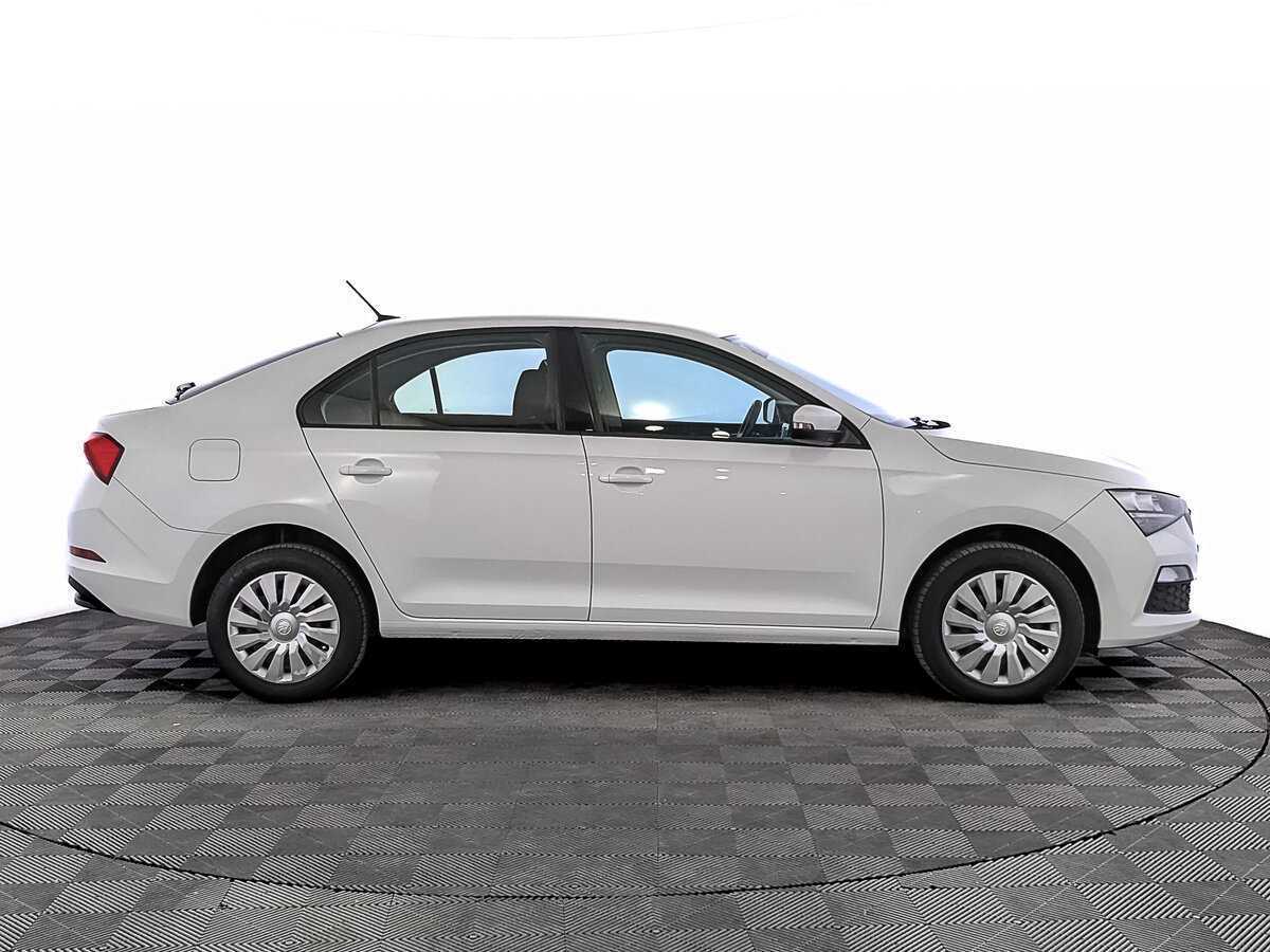 Купить Skoda Rapid с пробегом. Фото: #3